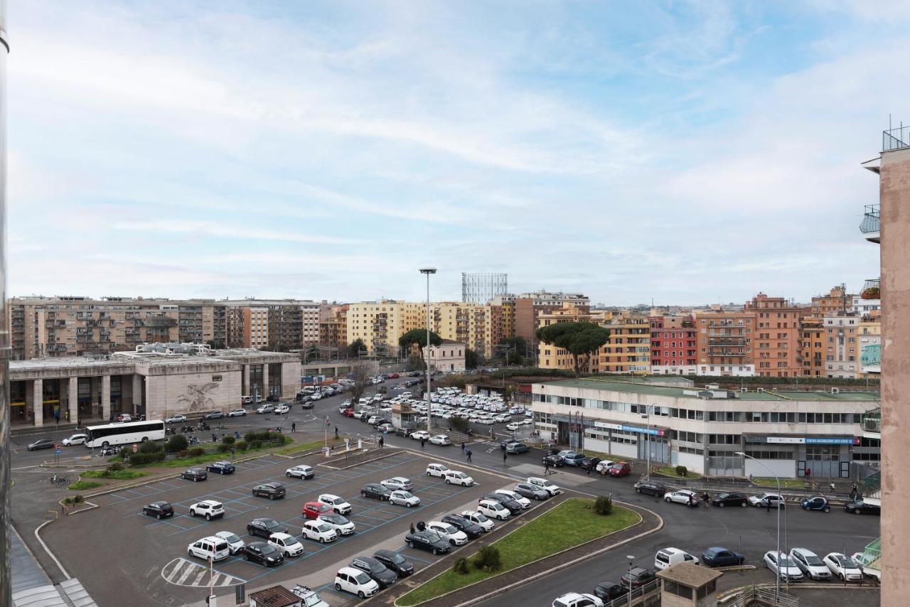 Sunny Apartment Piramide Roma Dış mekan fotoğraf